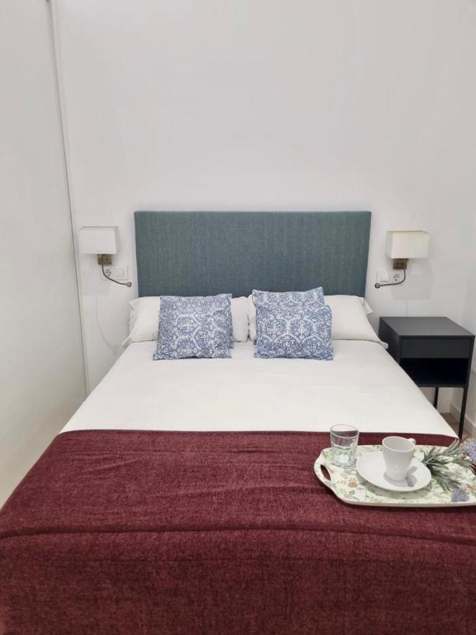 Apartamentos Rg Hospital Valme Sevilla Exteriér fotografie