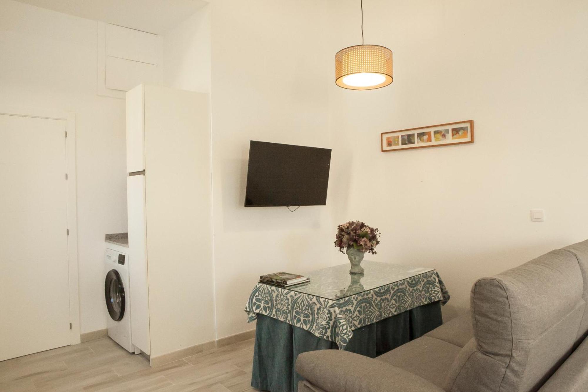 Apartamentos Rg Hospital Valme Sevilla Exteriér fotografie