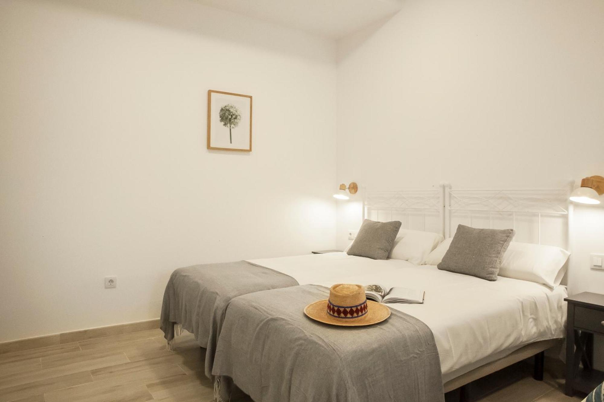 Apartamentos Rg Hospital Valme Sevilla Exteriér fotografie