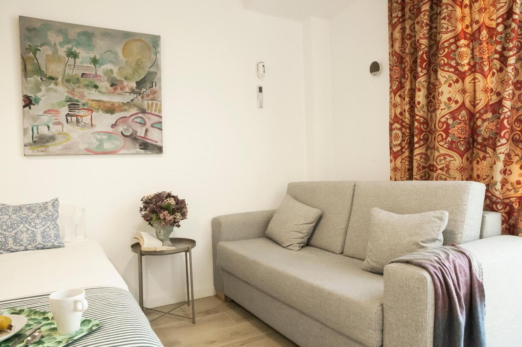 Apartamentos Rg Hospital Valme Sevilla Exteriér fotografie
